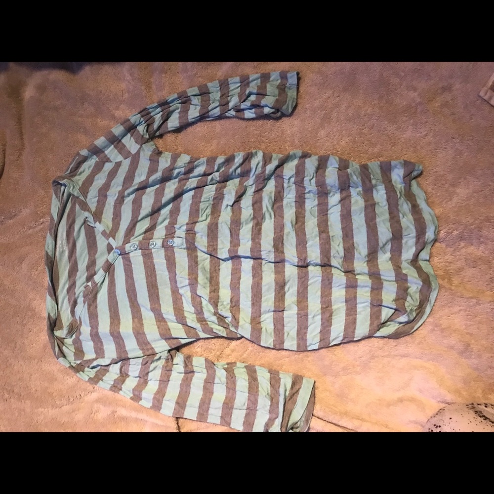 Maternity shirt
